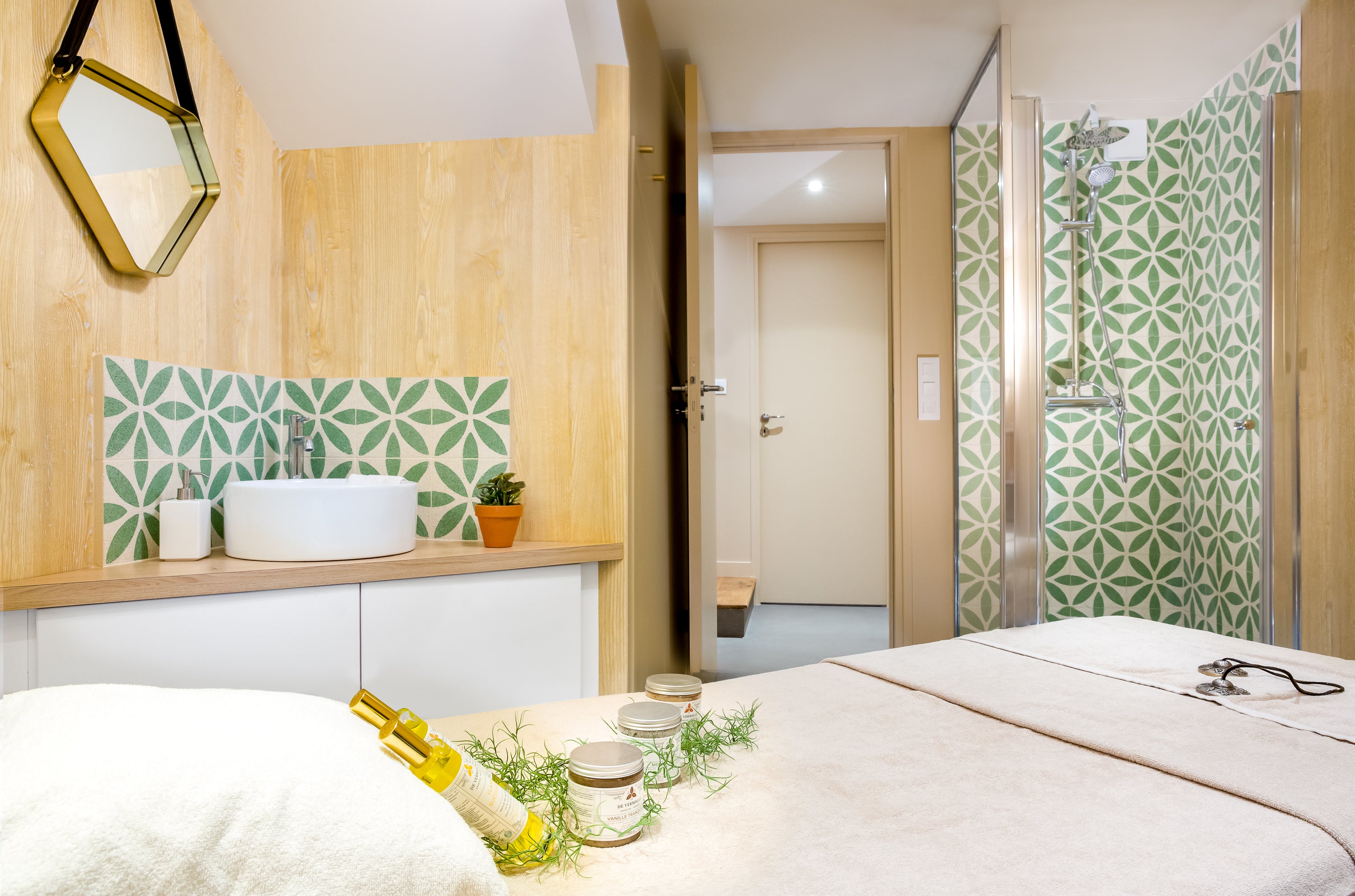 Personalised Relaxing or Toning Massage - 75 Minutes