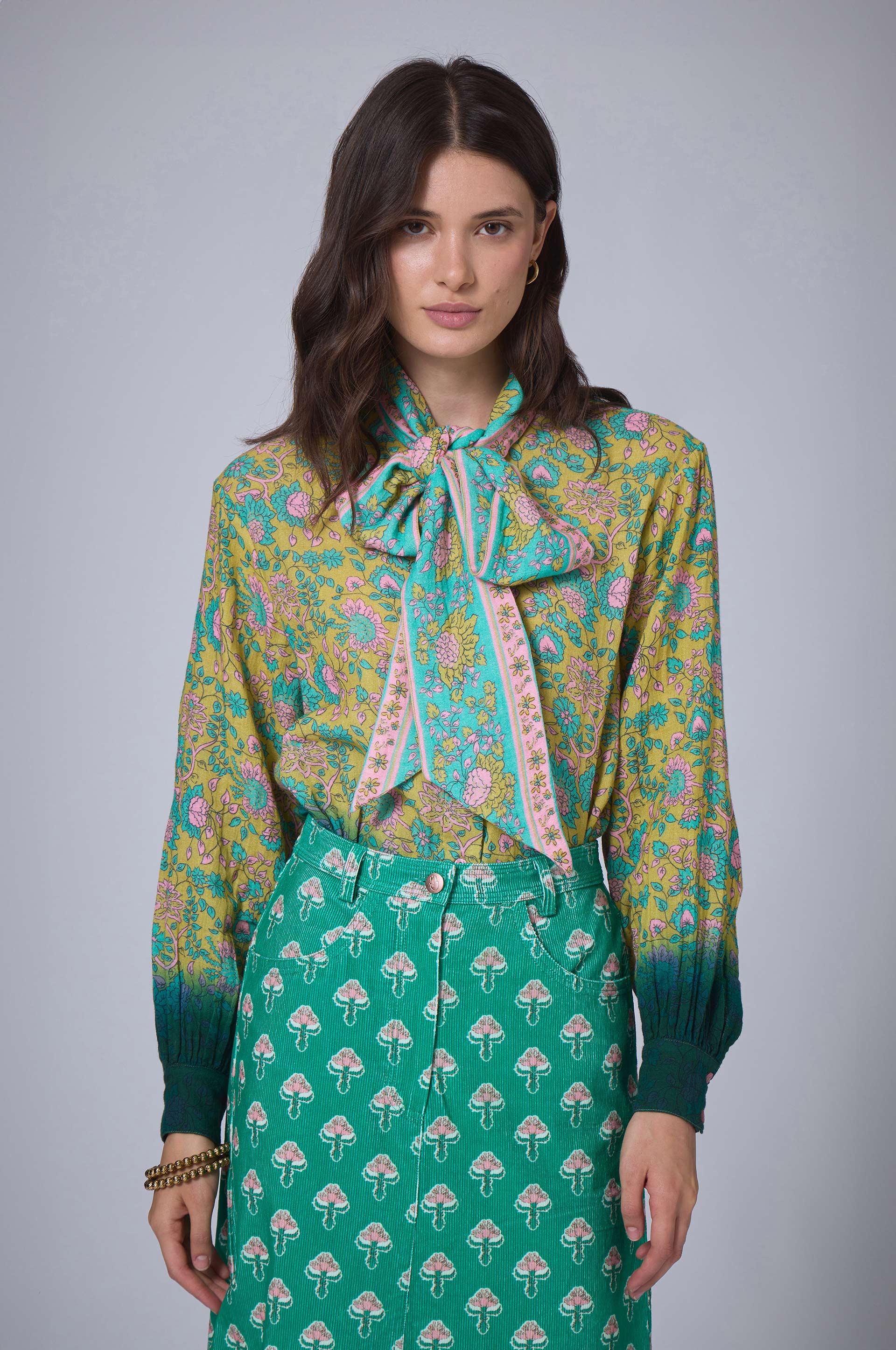 Camisa bohemia hindi