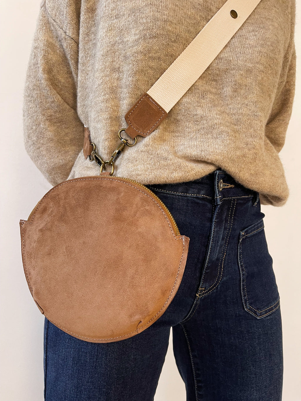 Sac Bandoulière En Daim Beige Macarena