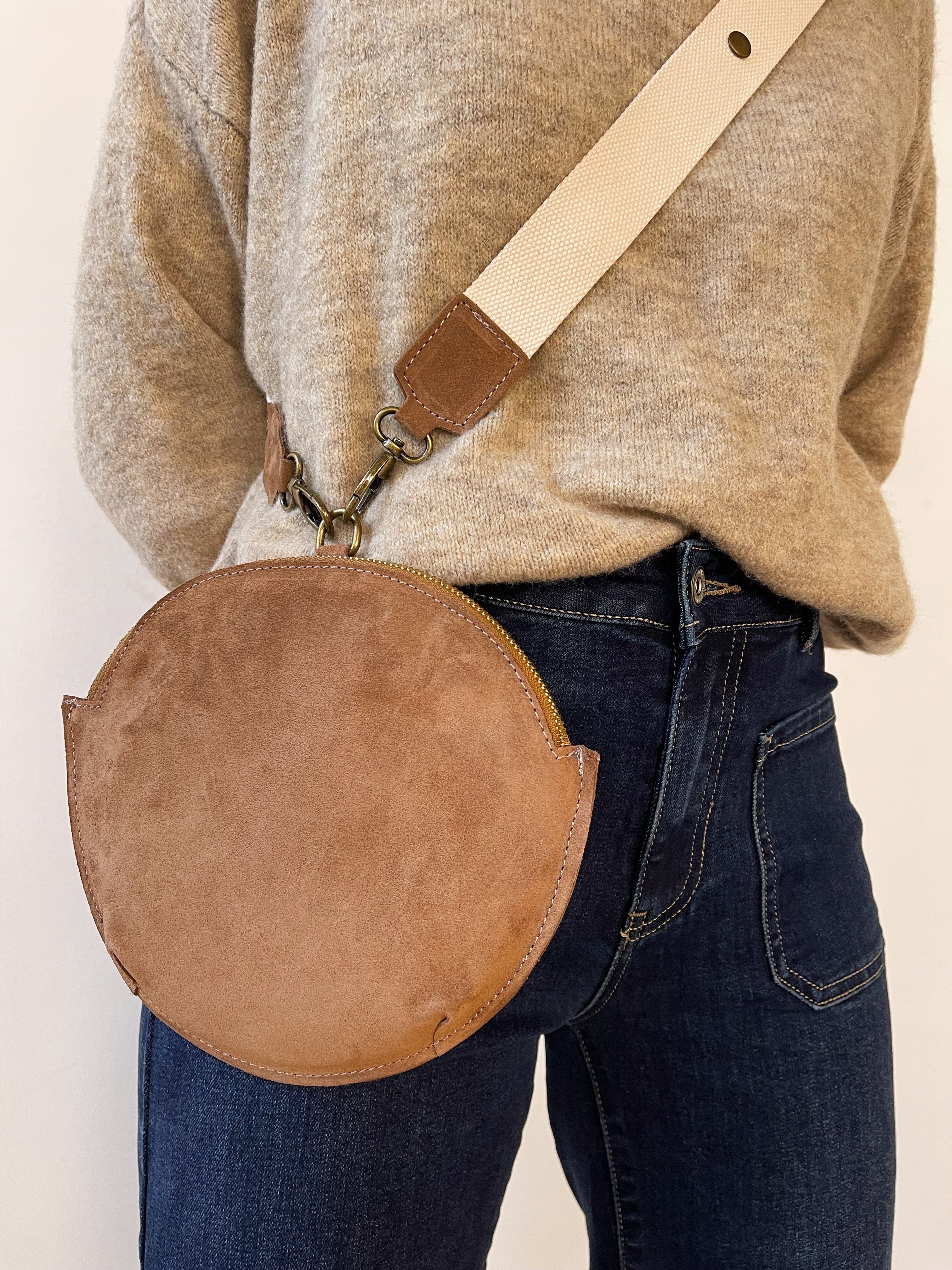 Sac Bandoulière En Daim Beige Macarena