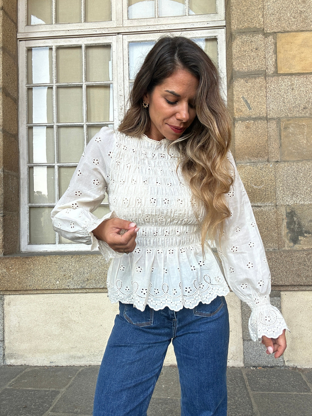Blusa Charlize con nido de abeja