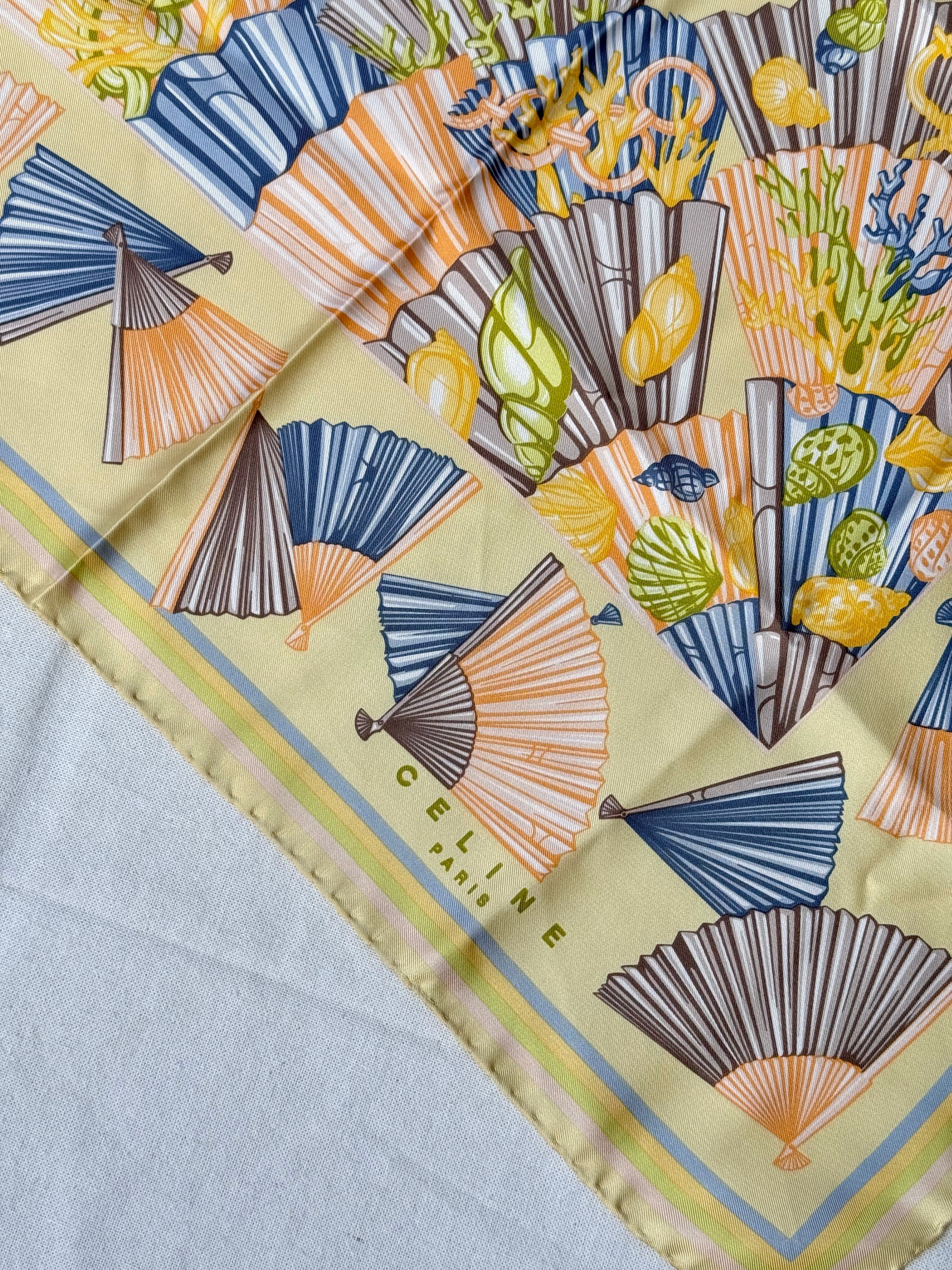 Céline Scarf – Fan Pattern