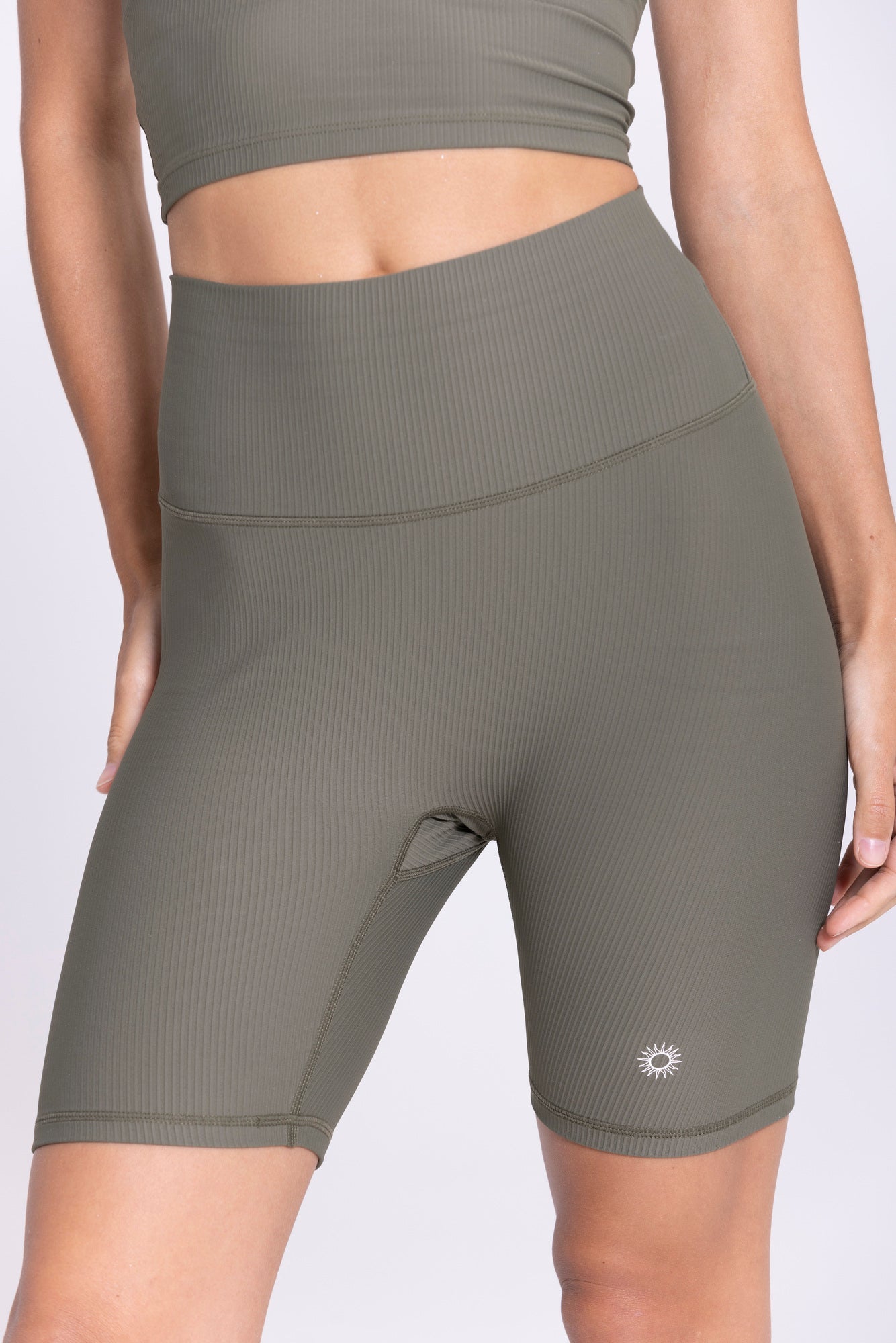 Short Lotus