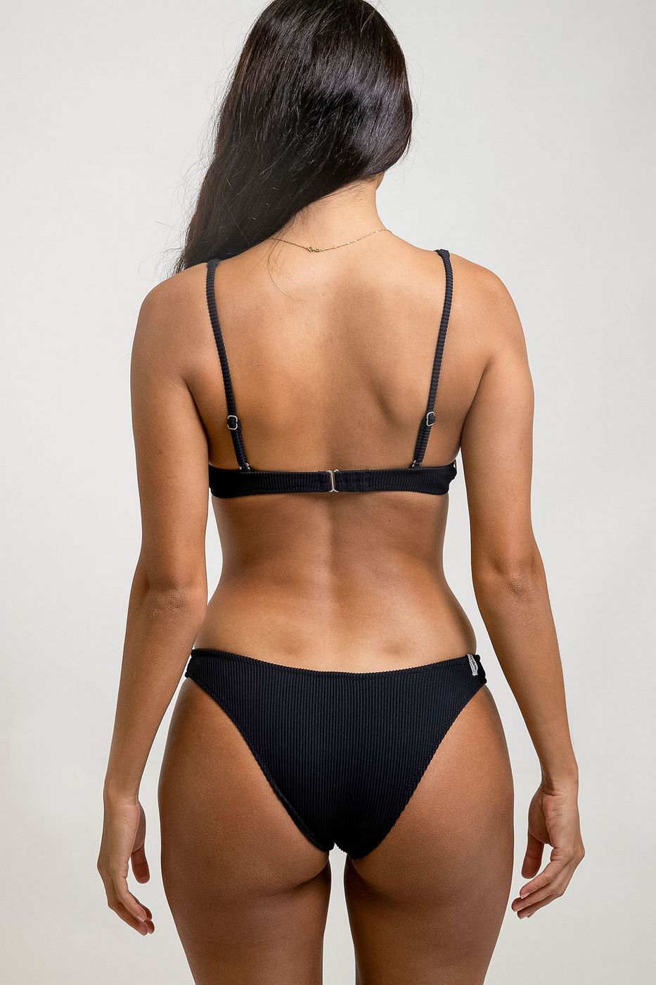 Rhythm - Palm Springs Underwire Swimsuit Top - Black - Women