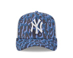 Gorra trucker Neyyan con estructura en A y estampado de leopardo de New Era