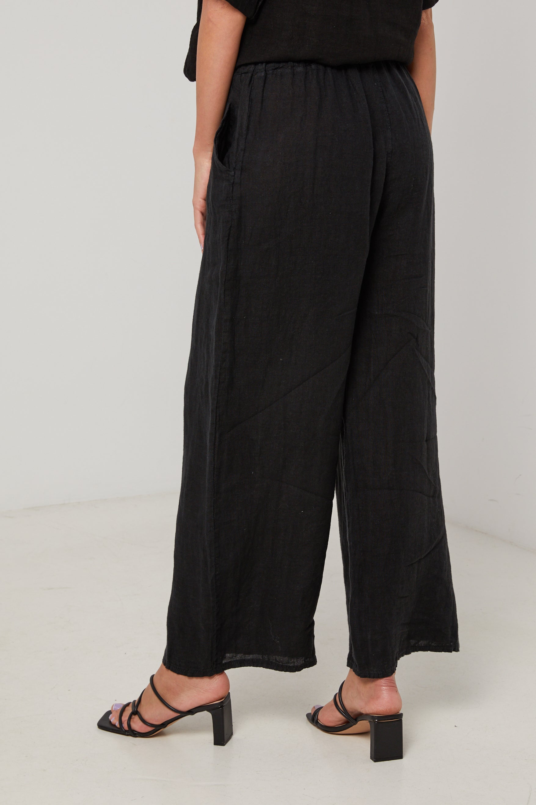 Trousers - Black - Women