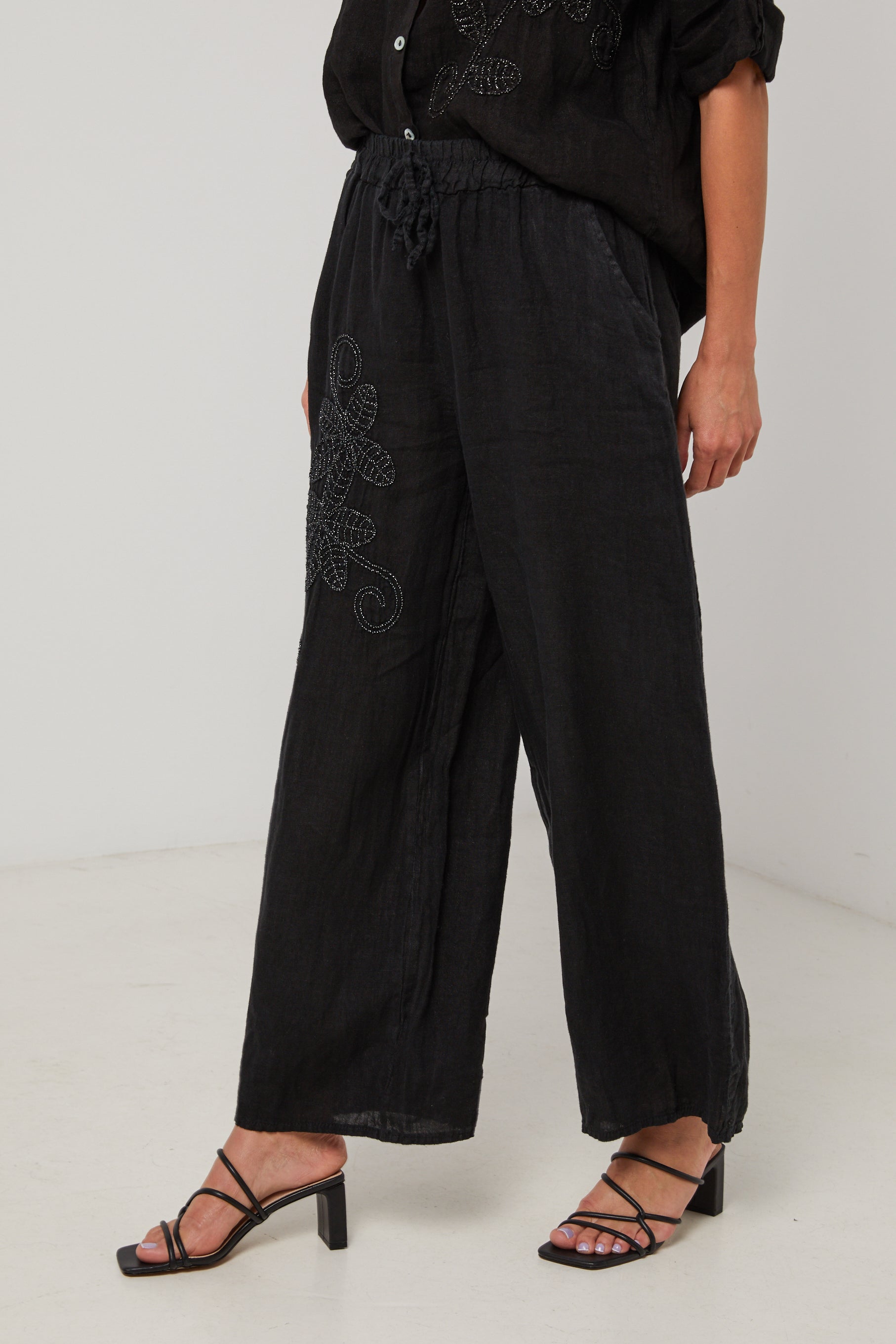 Trousers - Black - Women