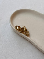 Pendientes vintage - Criollas estriadas doradas