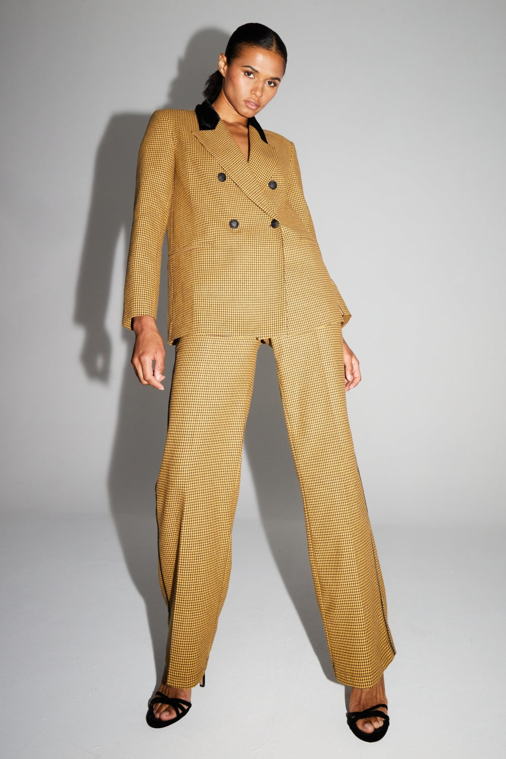 Pantalón Clark De Pata De Gallo Amarillo Made In Italy