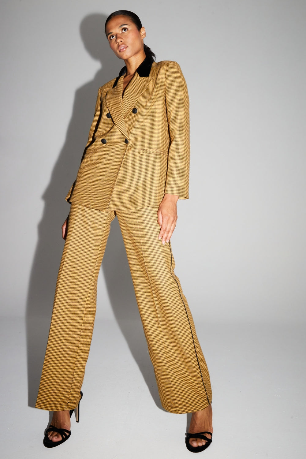 Pantalón Clark De Pata De Gallo Amarillo Made In Italy