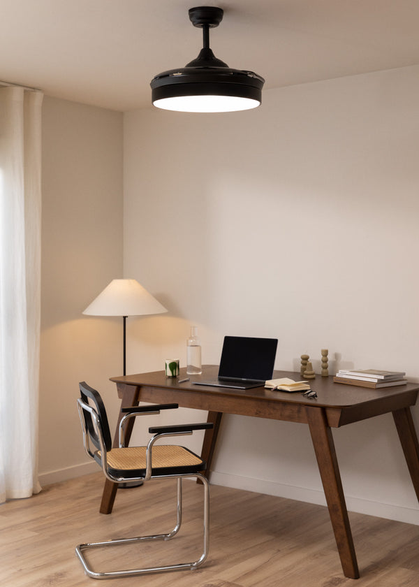 Wind Clear - Ventilador de techo silencioso de 40 W con aspas retráctiles e iluminación LED - Negro
