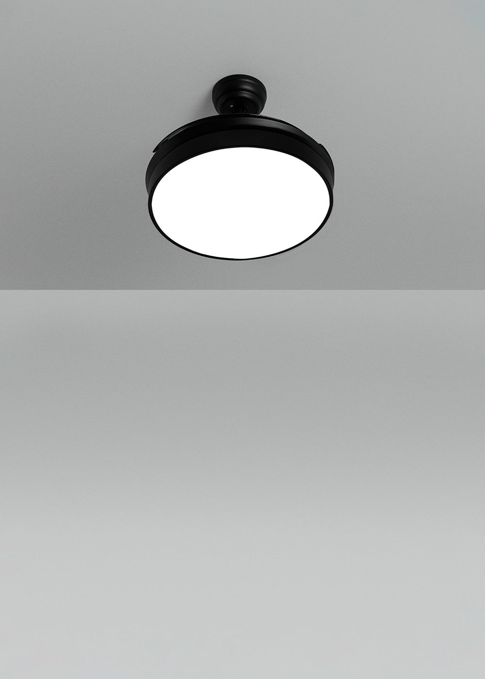 Wind Clear - Ventilador de techo silencioso de 40 W con aspas retráctiles e iluminación LED - Negro