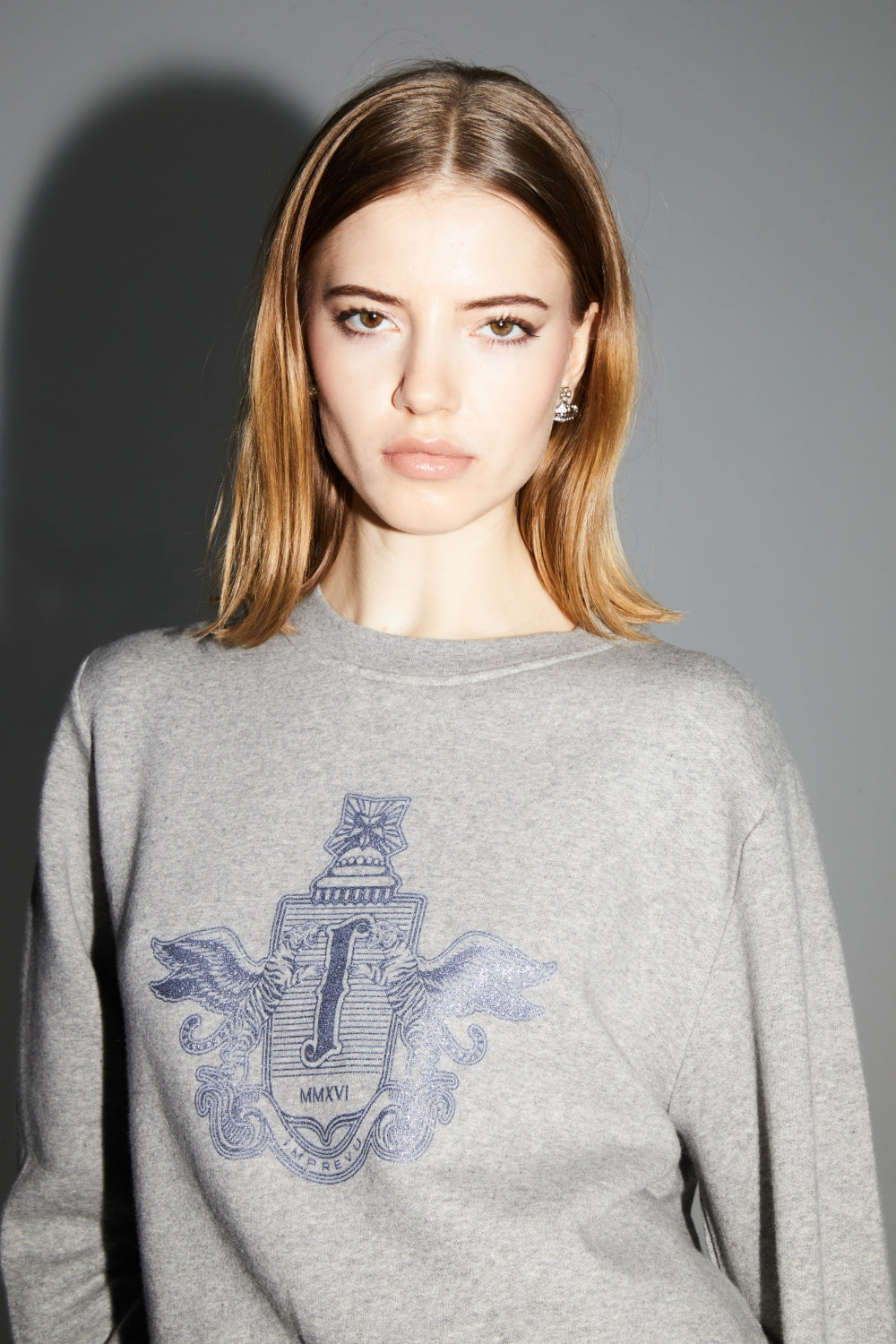 Bluza Eddie z Herbem Silver Wyprodukowana w Portugalii - Szary