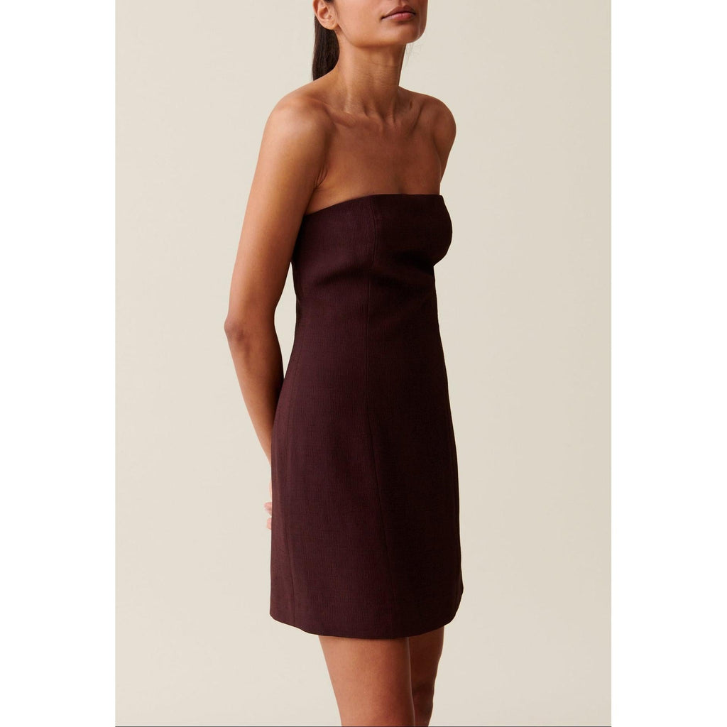 Vestido Corto Capuchino Sin Tirantes