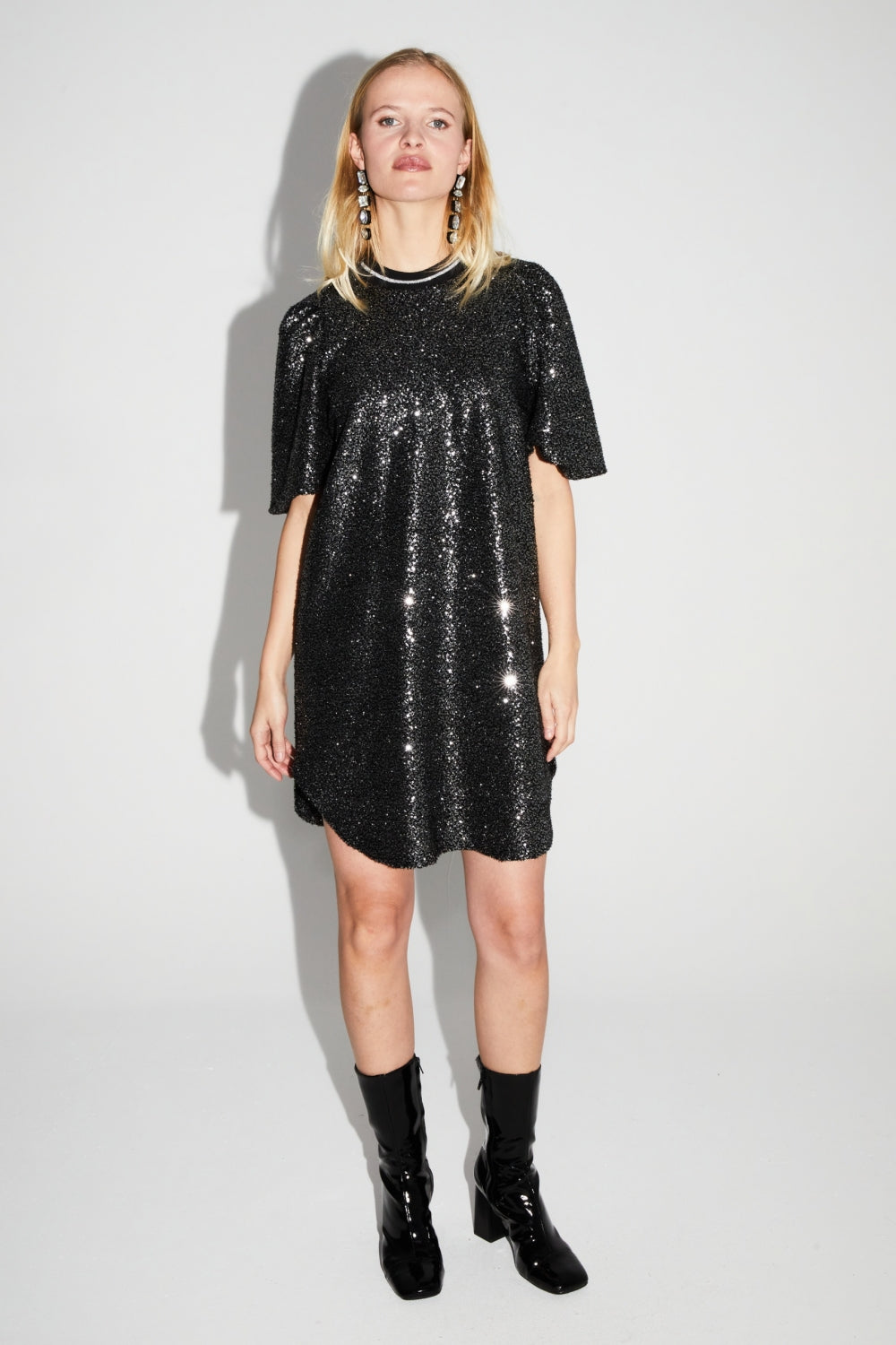 Vestido Alix De Lentejuelas Negro Y Plateado, Hecho En Italia