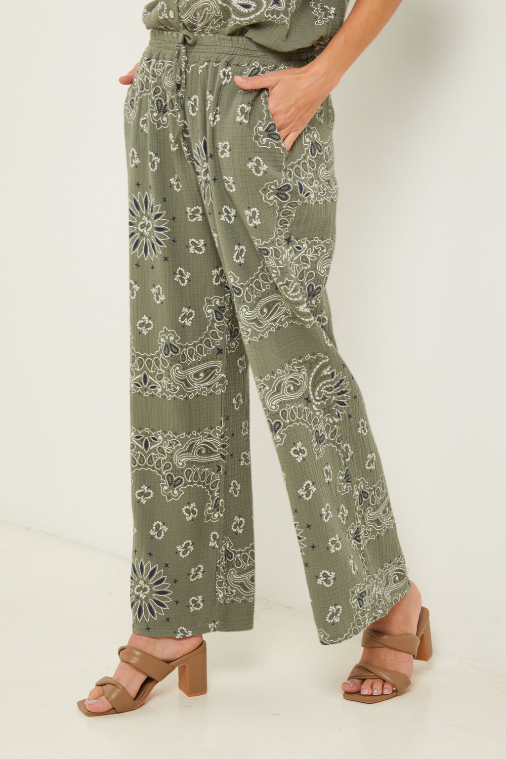 Trousers - Khaki