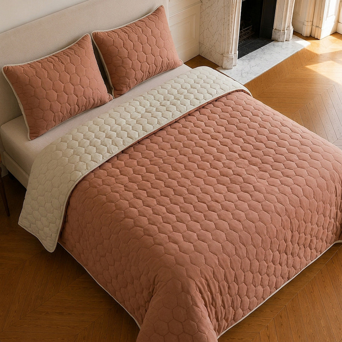 Nazim - Sprei - Gewatteerde omkeerbare sprei - Polyester - Nude - Roze