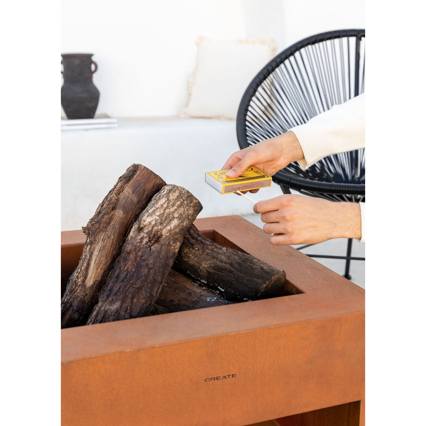 Fire Pit Cube - Brasero cuadrado para exterior en acero corten