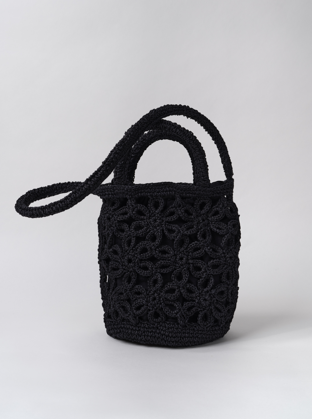 Sac Black Raphia Flower