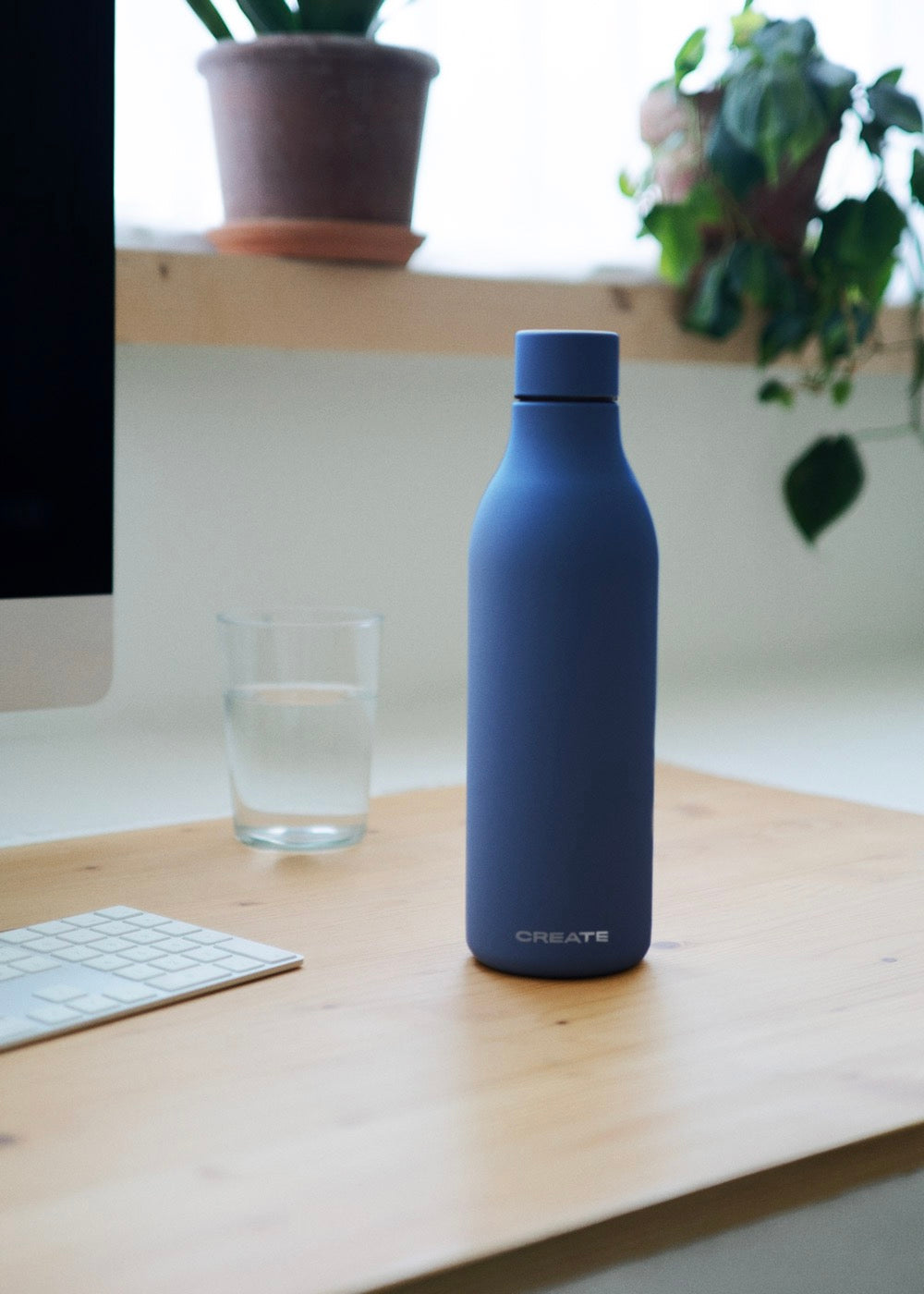 Bottle Studio - Bouteille Thermos En Acier Inoxydable 750Ml - Bleu Cobalt