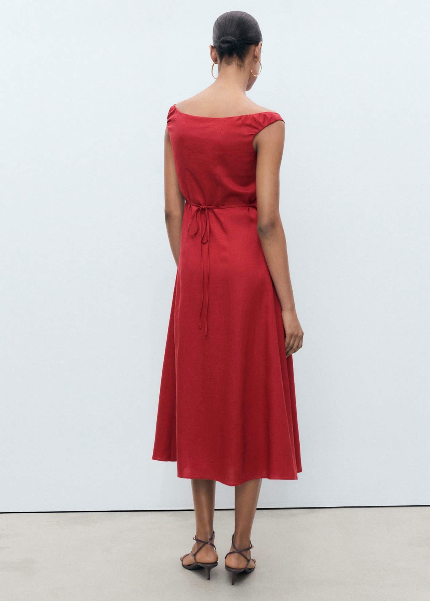 Robe En Lin Mélangé À Boutons