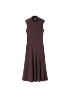 Ausgestelltes Kleid Mit Stehkragen