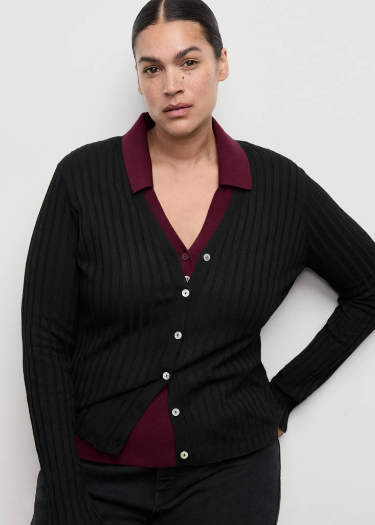 Cardigan in maglia fine a coste