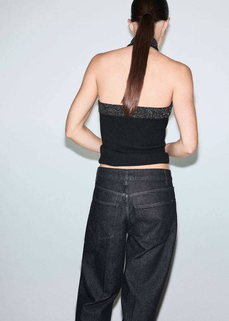 Glänzendes Neckholder-Top