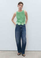Top En Crochet Finitions À Fleurs