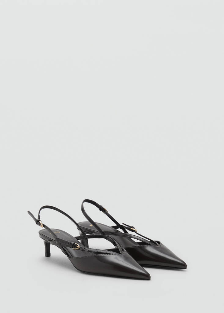 Riemchen-Pumps mit Kitten-Heel-Absatz