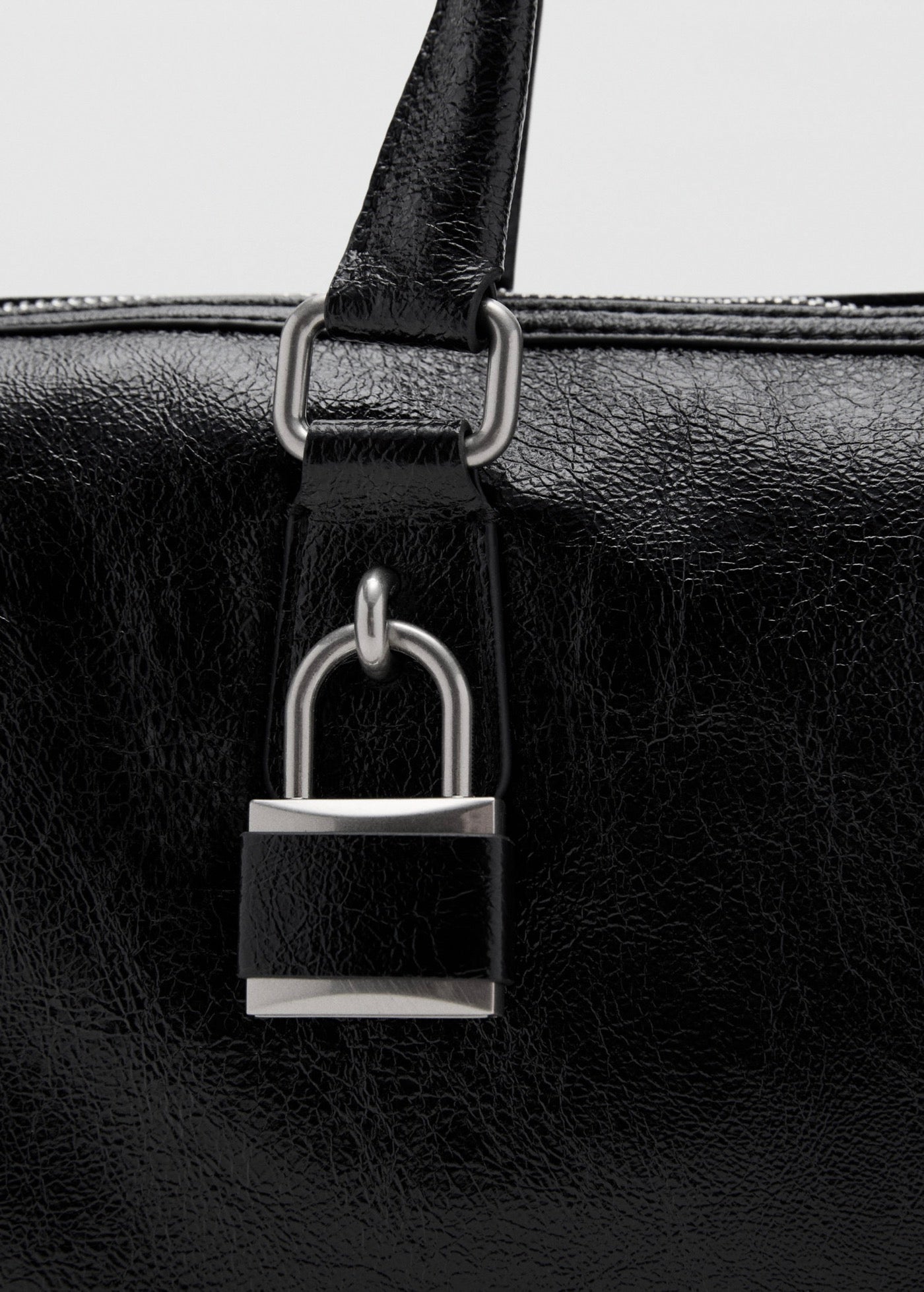 Sac Avec Anses Finition Brillante