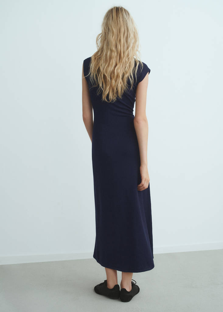 Strickkleid Mit Stehkragen
