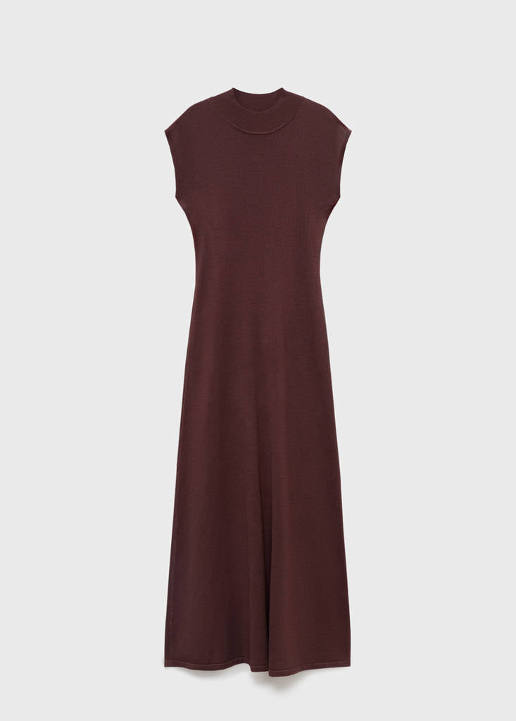 Vestido De Punto Con Cuello Subido