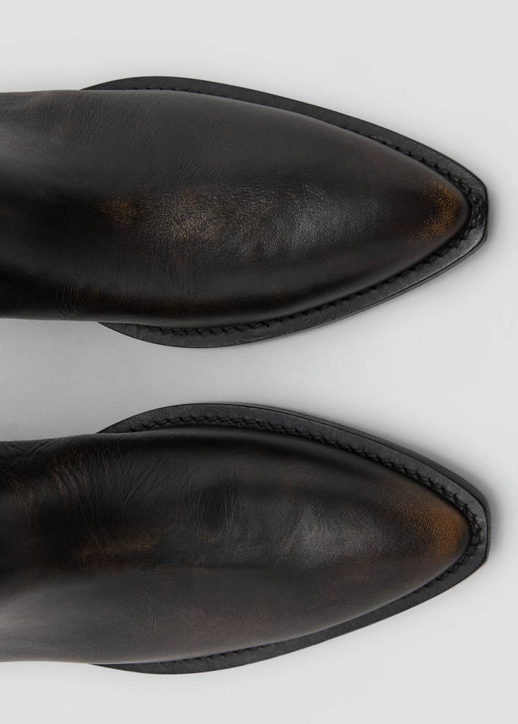 Lederstiefel Im Distressed-Look