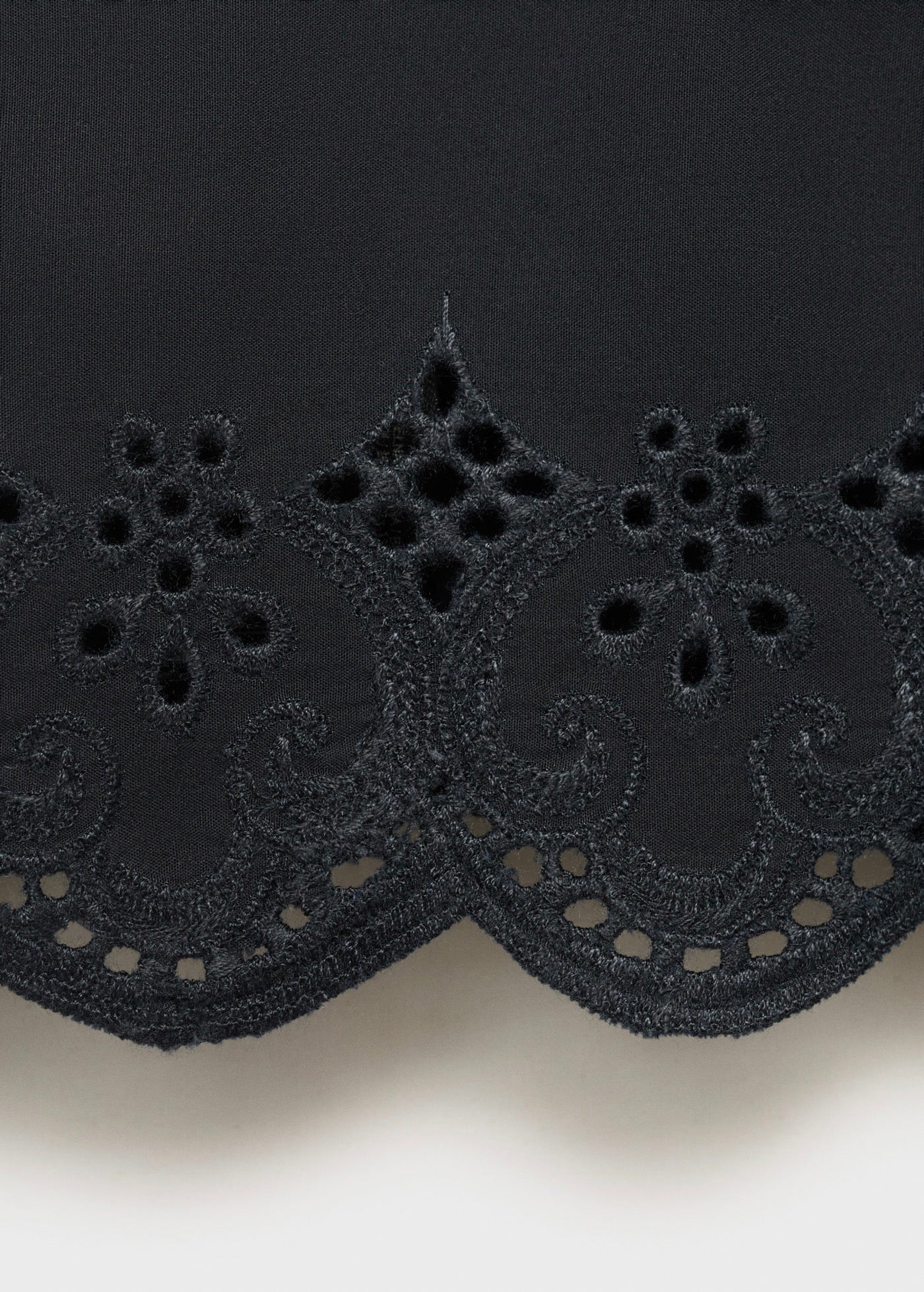Crop Top Brodé