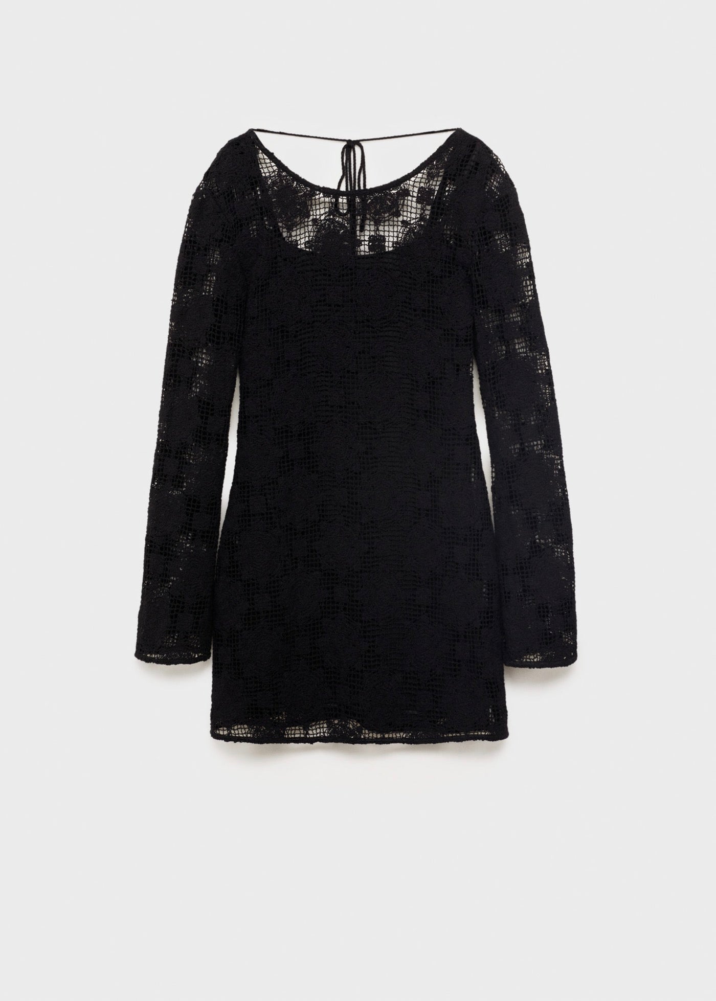 Robe Crochet Décolletée Dans Le Dos