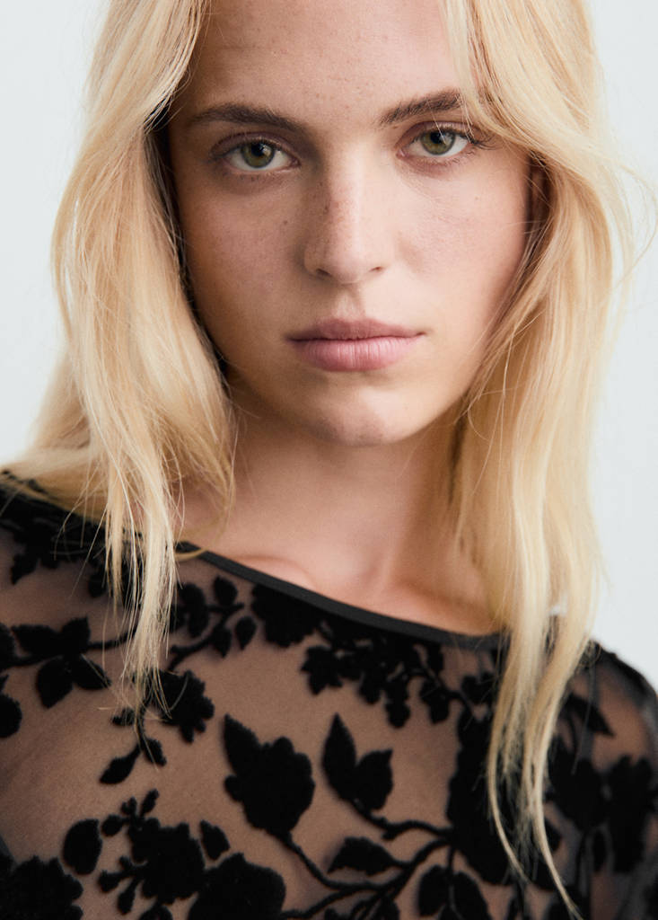 Jacquard jurk met bloemdessin en klokmouwen