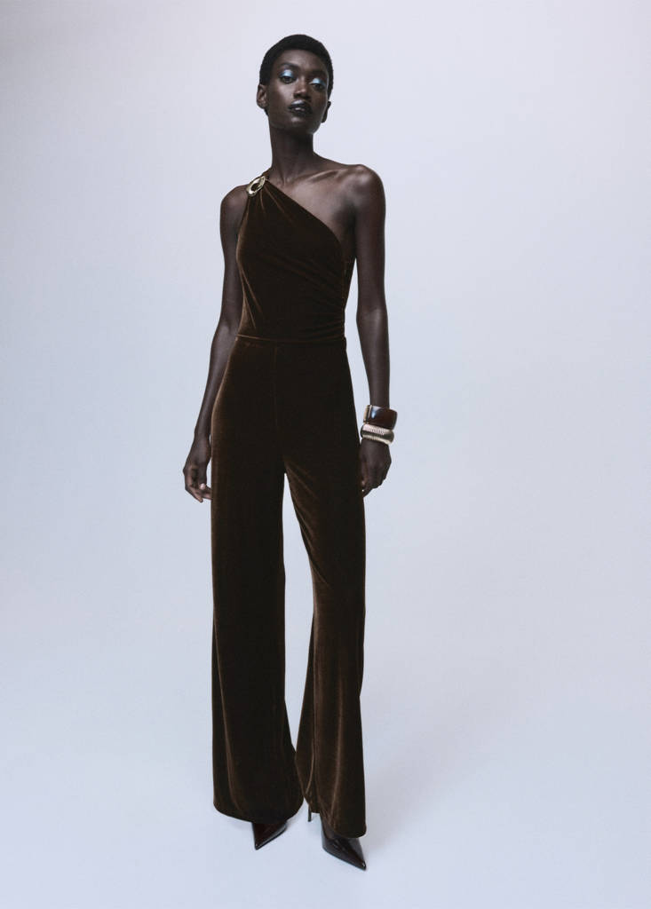 Fløjlsjumpsuit Med Metaldetalje