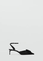 Pumps med kvaster og kitten heel