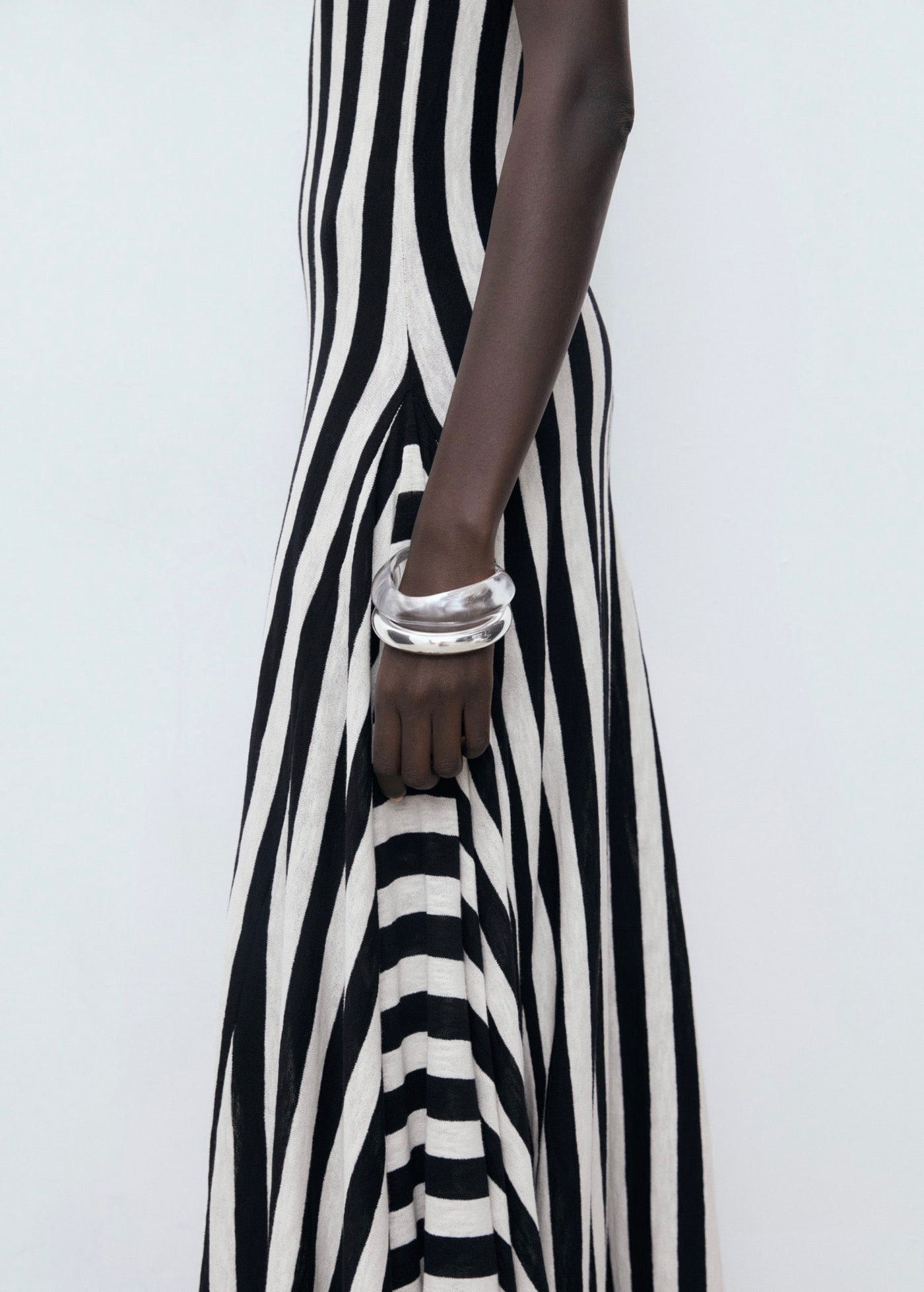 Robe En Maille Bas Asymétrique