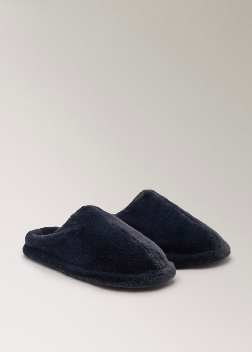 Sabot En Fourrure Avec Détails De Couture