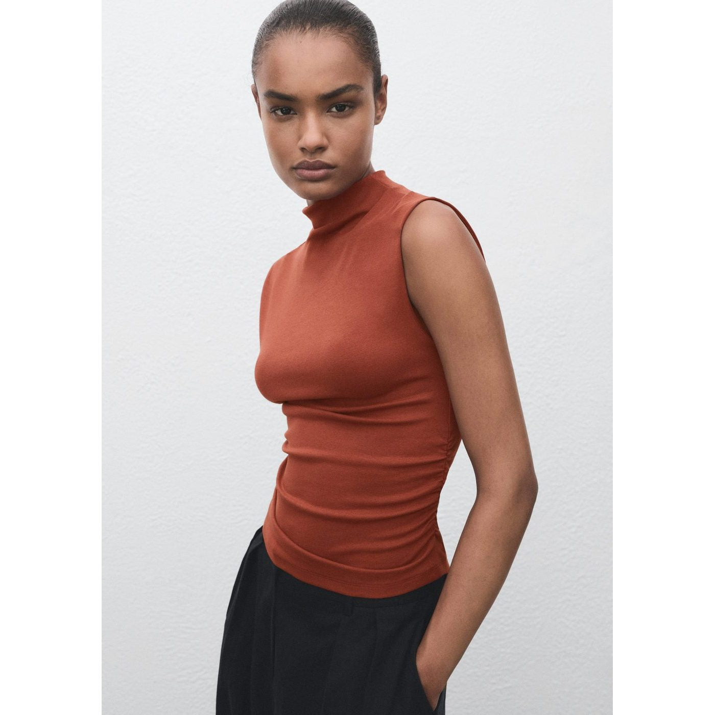 Julia T-Shirt - Russet