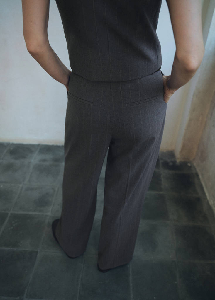Weite Bundfaltenhose