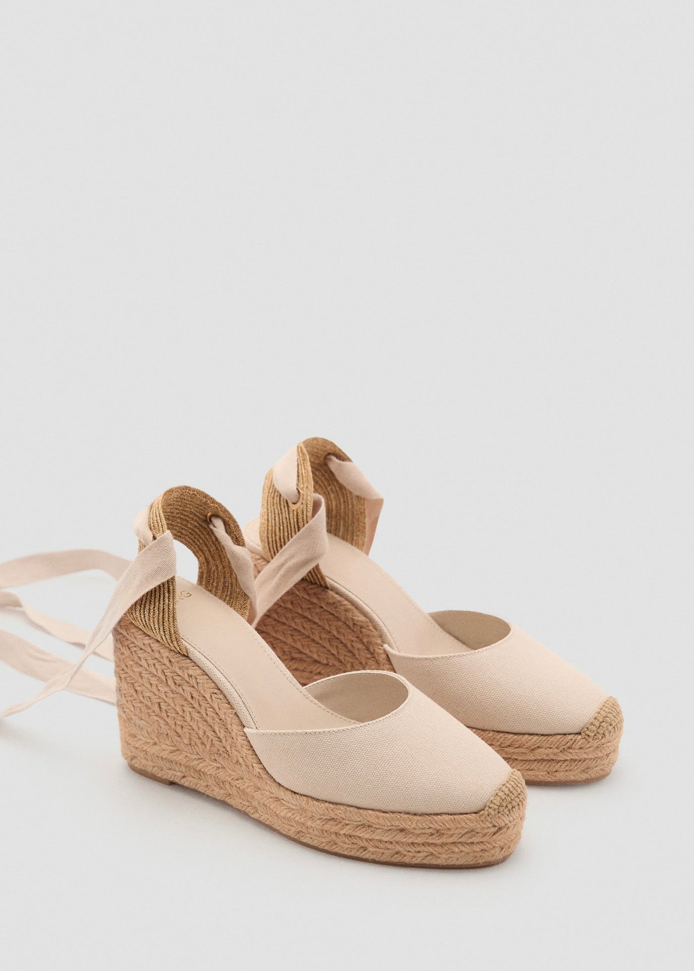 Chaussure À Talon Compensé Avec Bride Combinée