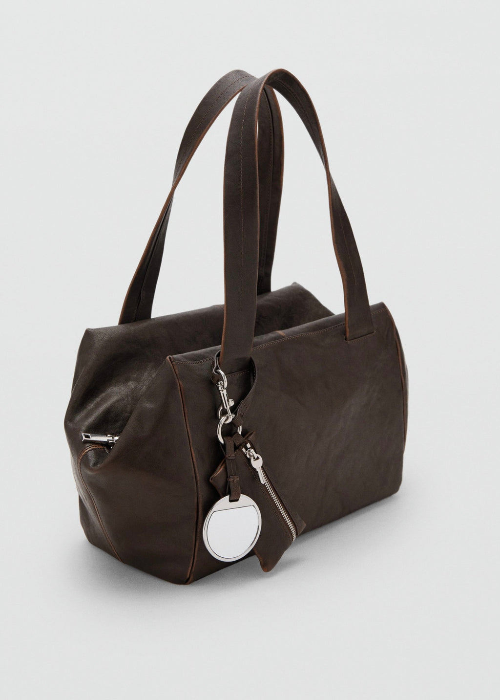 Sac Bandoulière Moyen En Cuir Avec Breloques