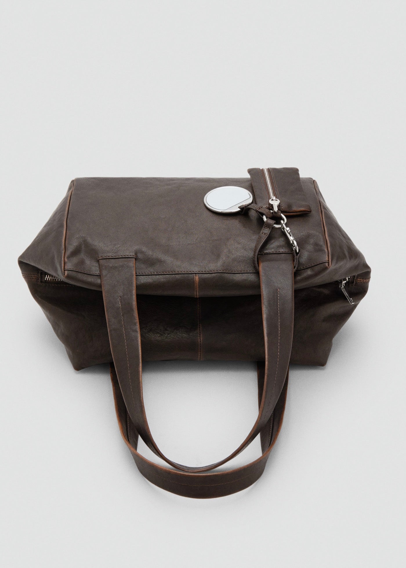 Sac Bandoulière Moyen En Cuir Avec Breloques