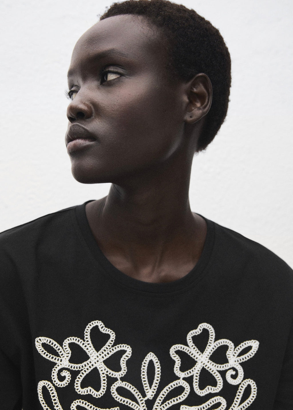 T-Shirt Coton Broderie À Fleurs