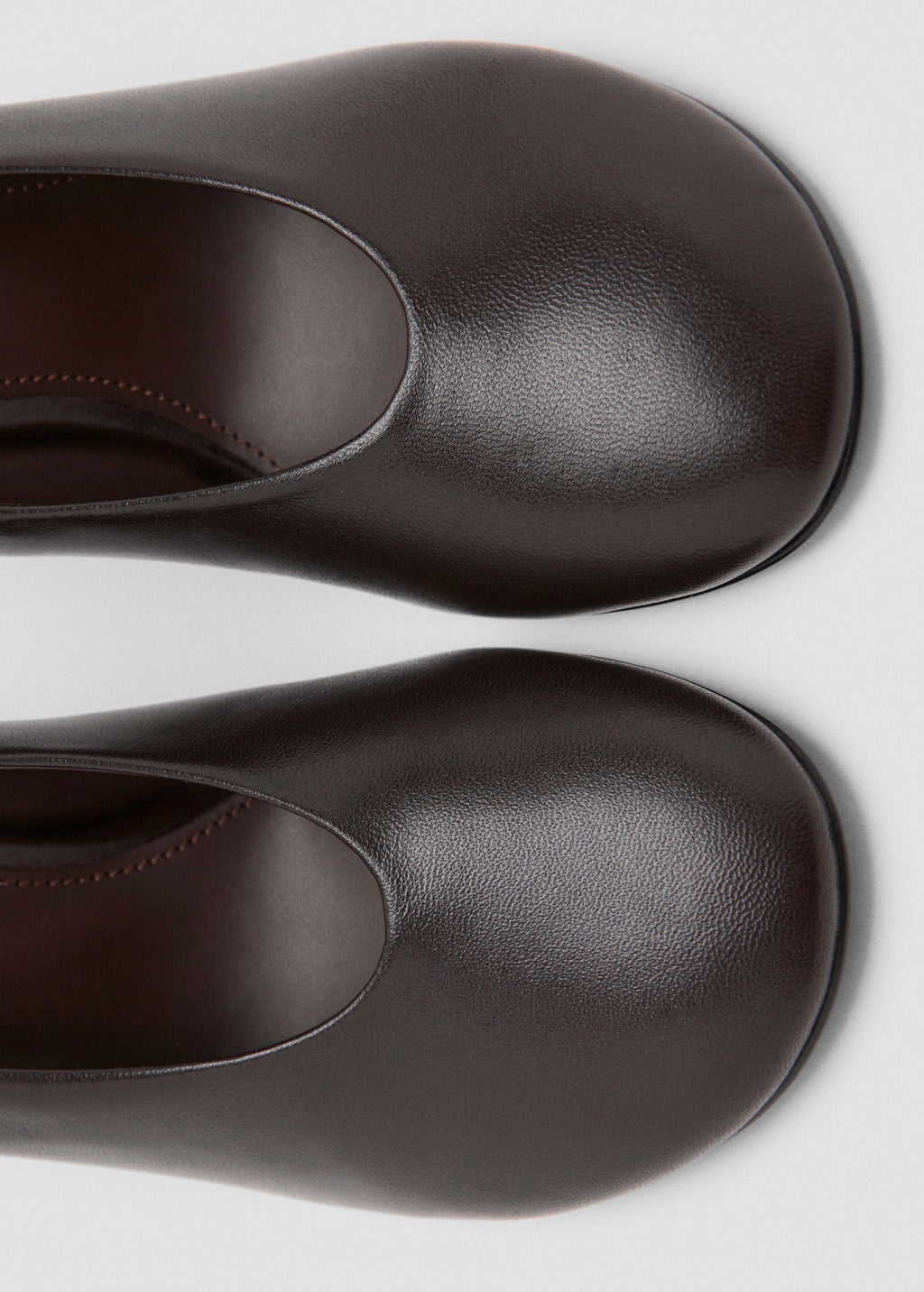 Chaussures À Talon En Cuir Bout Pointu