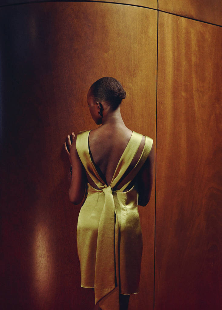 Robe Satinée Dos Nu
