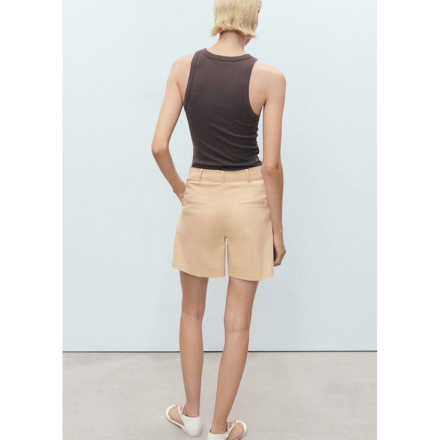 Short Noam-H - Medium Brown